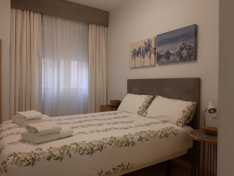 Nuevo-Luminoso Y Moderno. Parking Gratis!! Apartment Севиля Екстериор снимка