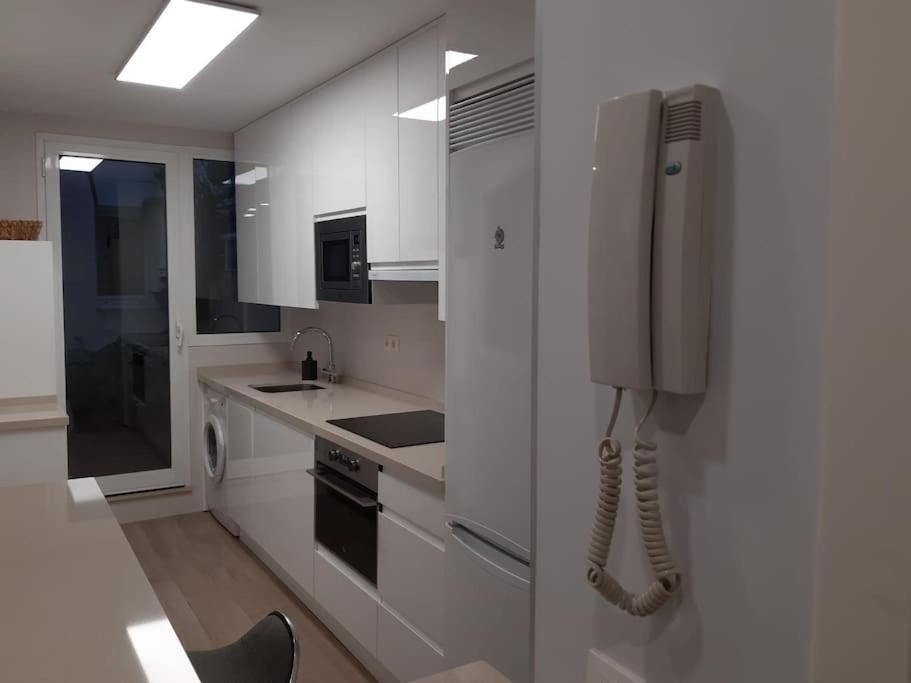 Nuevo-Luminoso Y Moderno. Parking Gratis!! Apartment Севиля Екстериор снимка