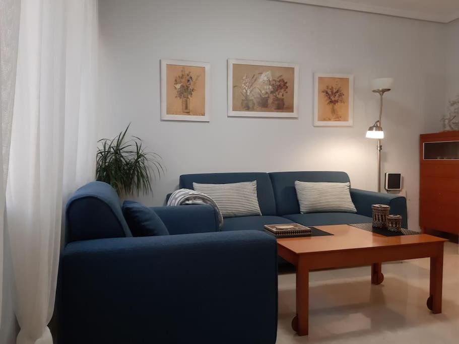 Nuevo-Luminoso Y Moderno. Parking Gratis!! Apartment Севиля Екстериор снимка